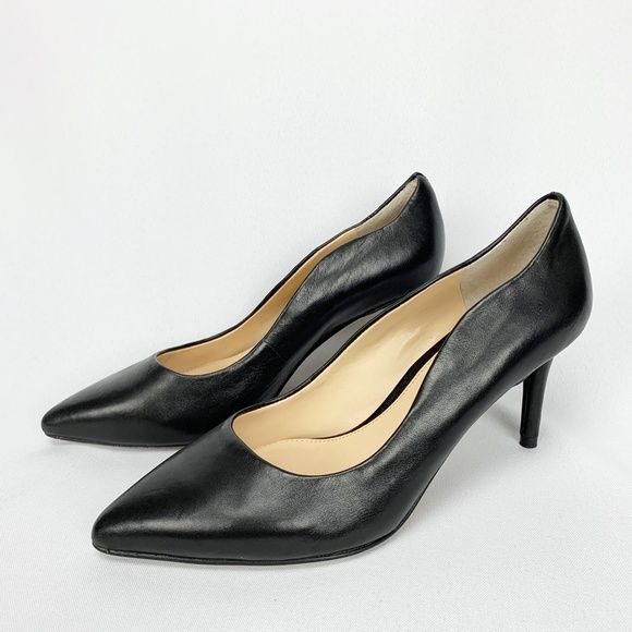 Vince Camuto Shoes - VINCE CAMUTO Jaynita Leather Pointed Toe Pump 6